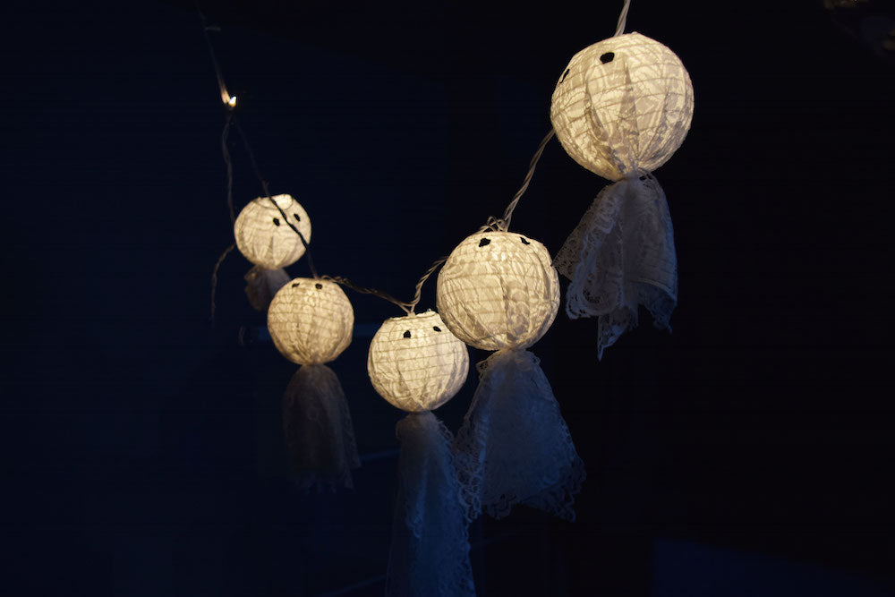 Halloween DIY Paper Lantern String Lights Ghosts