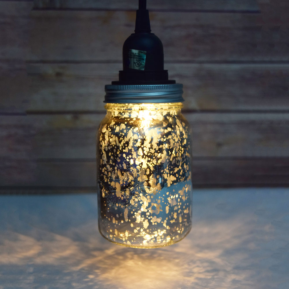DIY: Hanging Mason Jar Pendant Light