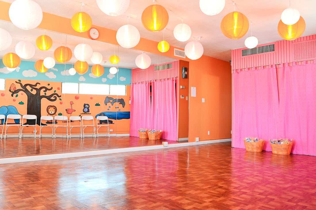 Hanging Paper Lanterns for Zooga Yoga!