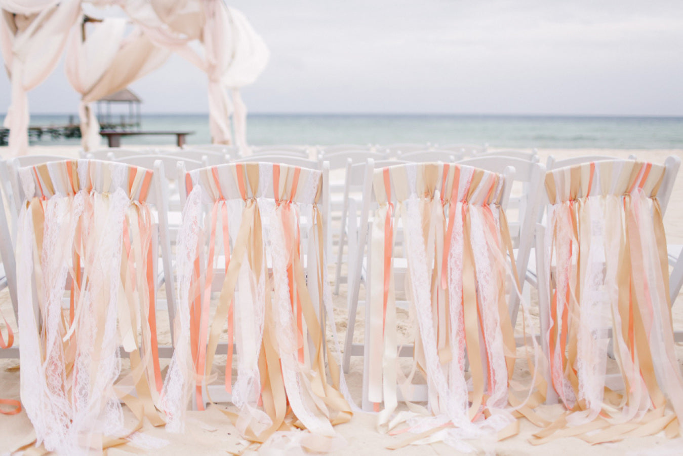 How to Decorate Your Wedding Chairs