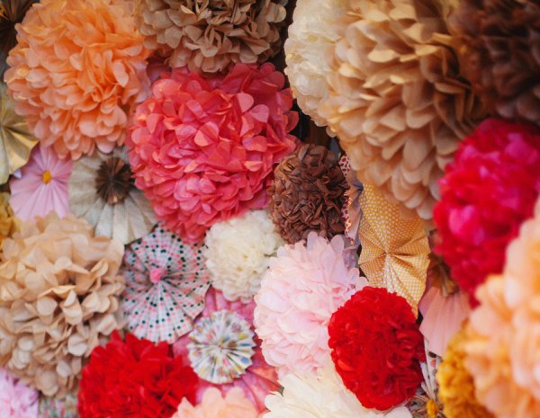 Wedding Decoration Ideas Using Paper Pom Poms