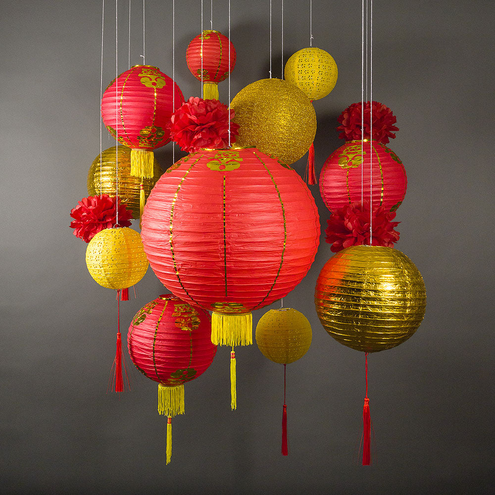 Gorgeous Painted Paper Lanterns for Chinese New Year