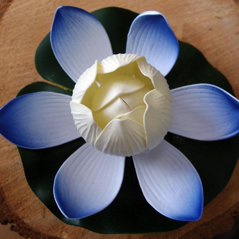 Floating Water Lotus Lights