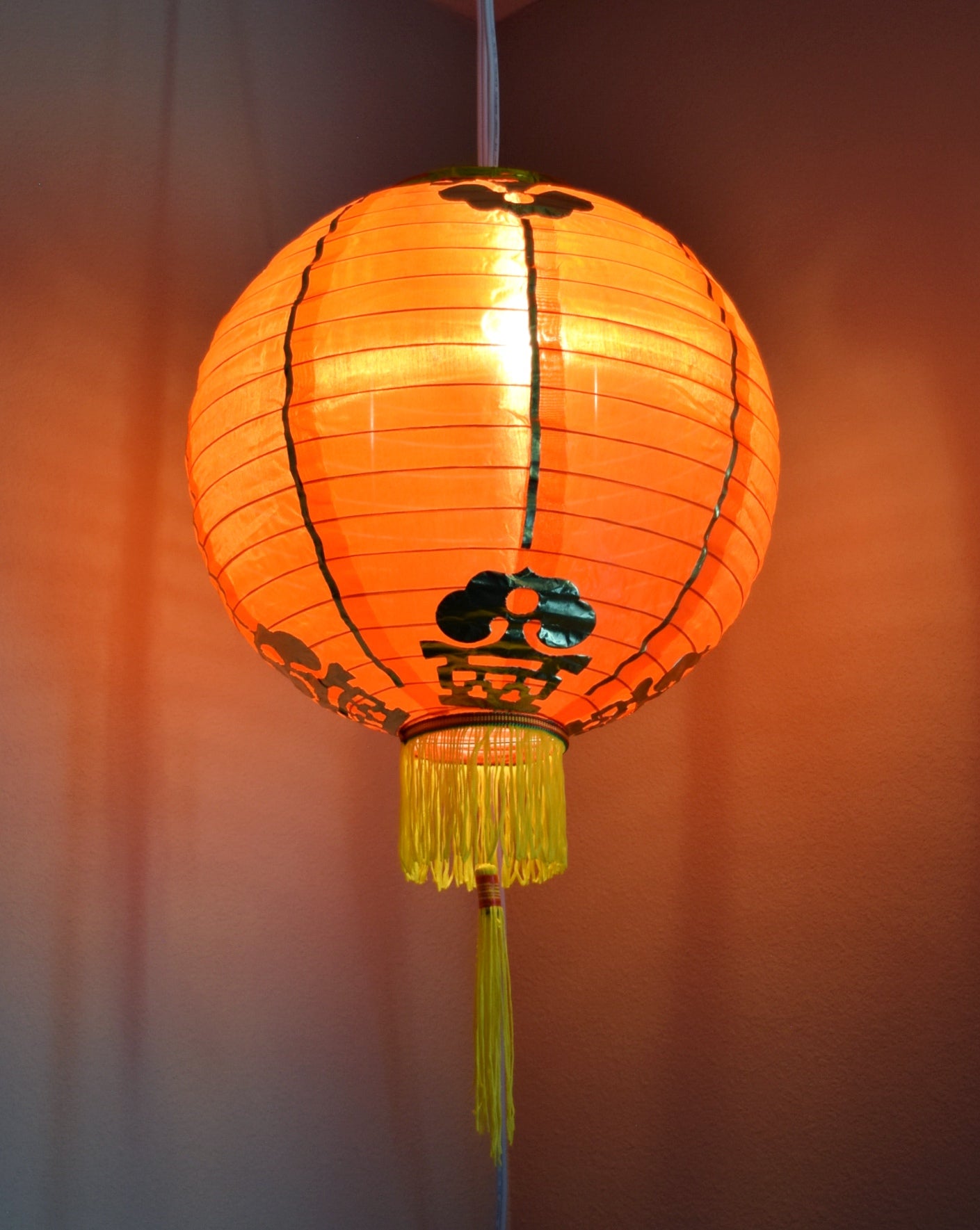 12 Inch Red Traditional Nylon Chinese Lantern w/Tassel on Sale Now!|Chinese  Lanterns|Cheap Lanterns at Bulk Wholesale Best Prices -  PaperLanternStore.com - Paper Lanterns, Decor, Party Lights \u0026 More, image size:1409x1769