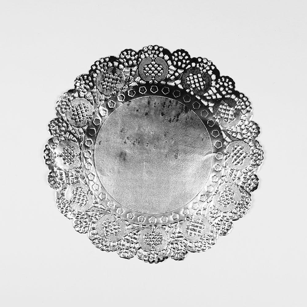 8.5&quot; Round Silver Foil Doily Placemats, Metallic (50 Pack) - PaperLanternStore.com - Paper Lanterns, Decor, Party Lights &amp; More