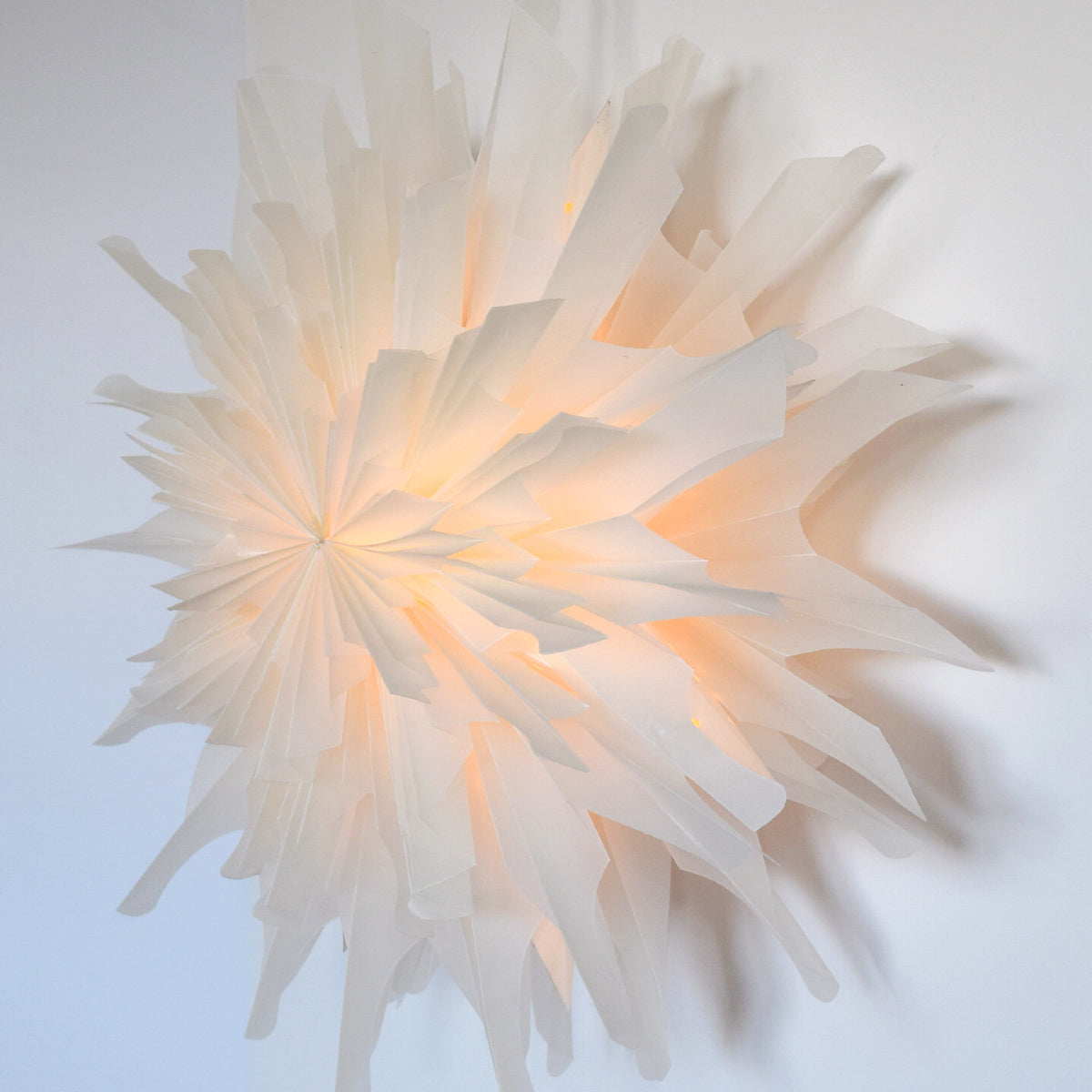 White Icicle Snowflake Lantern Pizzelle Design - Great With or Without Lights - Ideal for Holiday and Snowflake Decorations, Weddings, Parties, and Home Decor