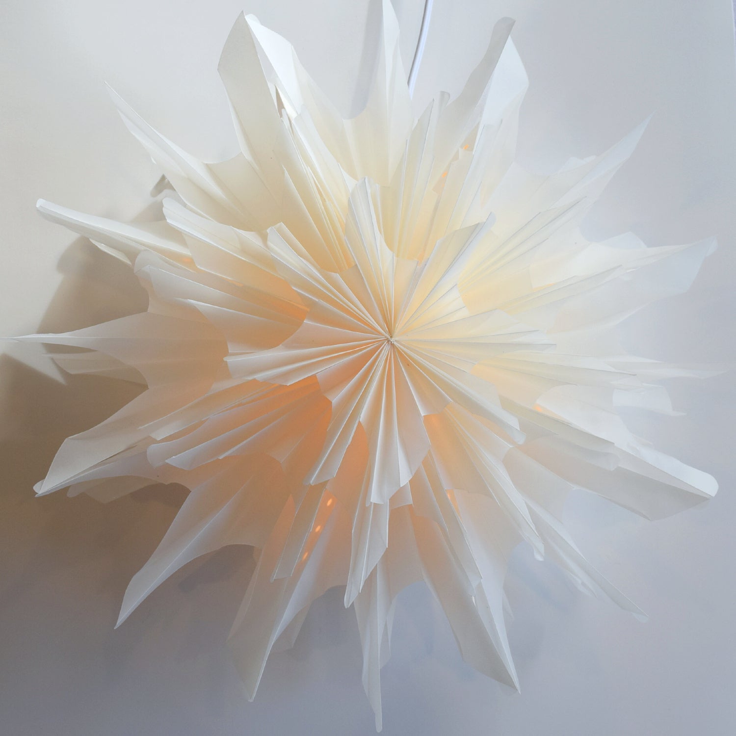 24" White Icicle Snowflake Star Lantern Pizzelle Design - Great With or Without Lights - Ideal for Holiday and Snowflake Decorations, Weddings, Parties, and Home Decor
