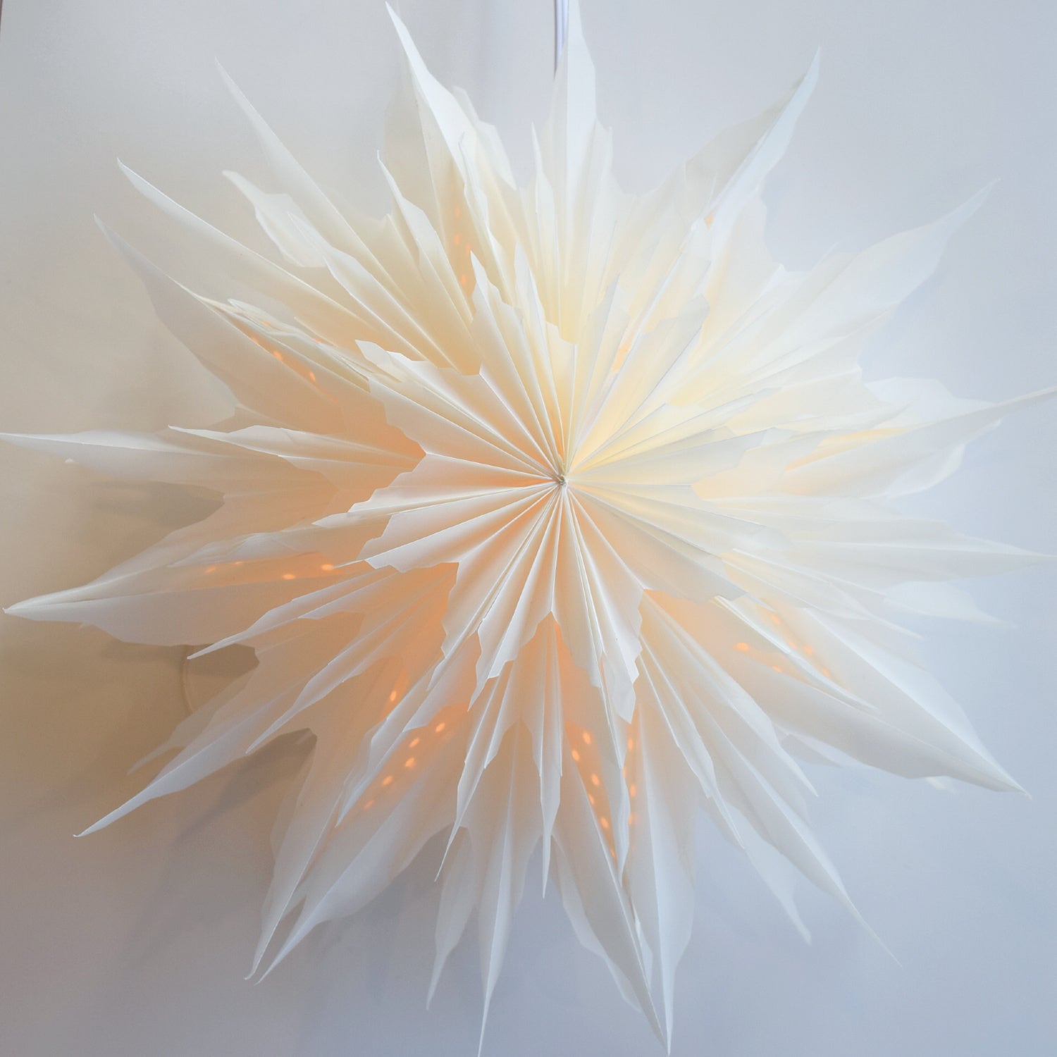 White Snowdrift Snowflake Star Lantern Pizzelle Design - Great With or Without Lights - Ideal for Holiday and Snowflake Decorations, Weddings, Parties, and Home Decor