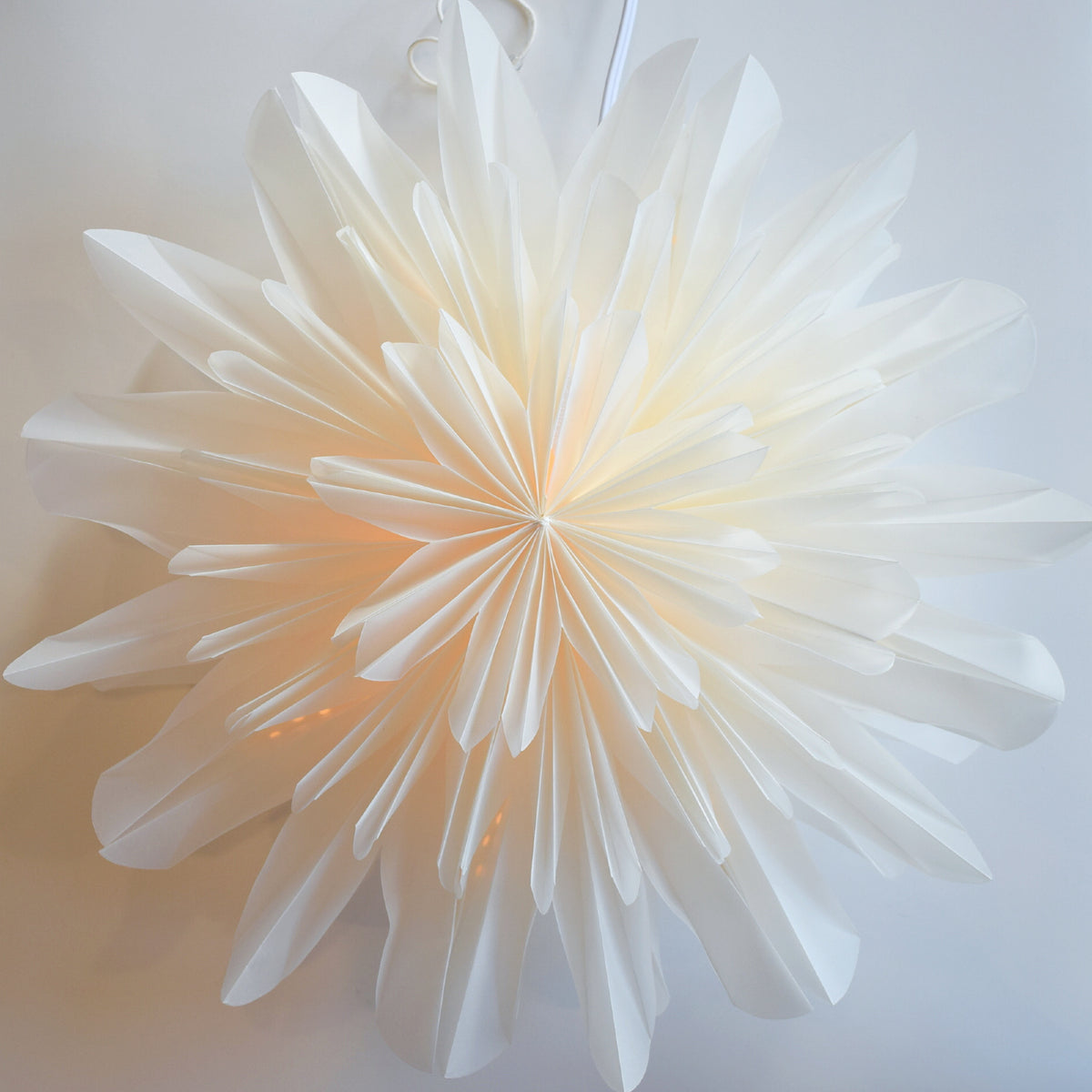 32&quot; White Snowfall Snowflake Star Lantern Pizzelle Design - Great With or Without Lights - Ideal for Holiday and Snowflake Decorations, Weddings, Parties, and Home Decor